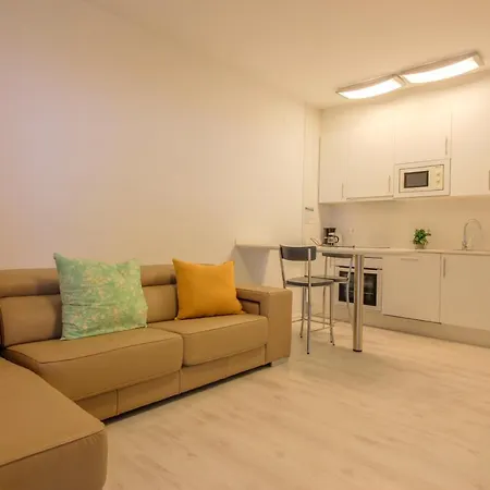 דירה Amazing Loft With Coast Views And Swimming Pools