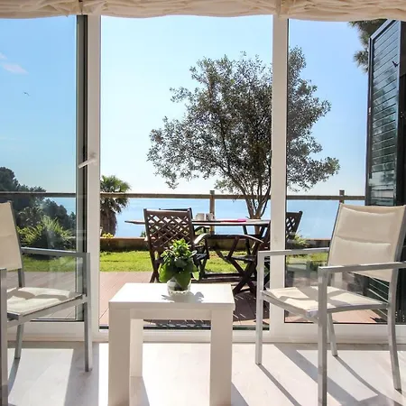 Amazing Loft With Coast Views And Swimming Pools