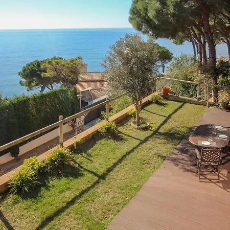 Amazing Loft With Coast Views And Swimming Pools